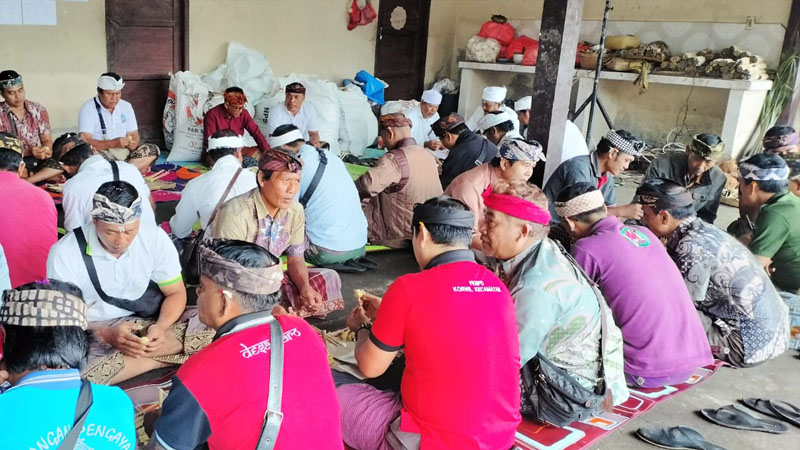 PEMERINTAH DESA TARO MELAYAT KE RUMAH BIMAS DESA TARO
